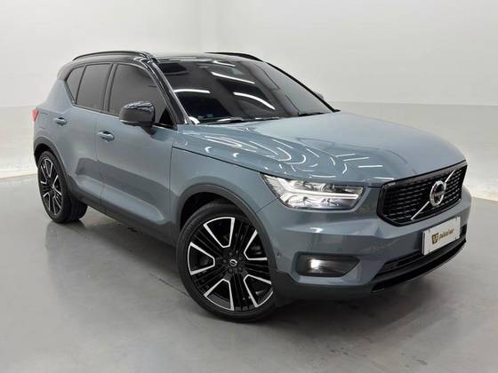 VOLVO XC40 2.0 T5 GASOLINA R-DESIGN AWD GEARTRONIC VOLVO XC40 2.0 T5 GASOLINA R-DESIGN AWD GEARTRONIC